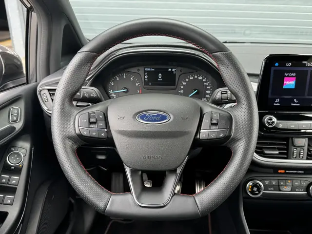Ford Fiesta 1.0 ECOBOOST ST-LINE 2021 Benzine 6
