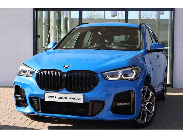 BMW X1 xDrive25e 2022 Hybride Benzine 19