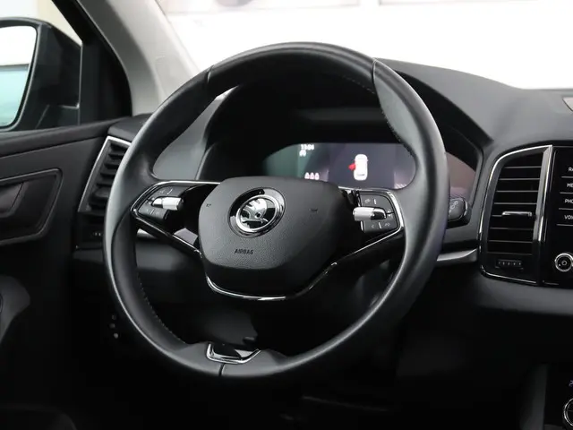 Škoda Karoq 1.0 TSI Ambition | Top Staat!! 2023 Benzine 33