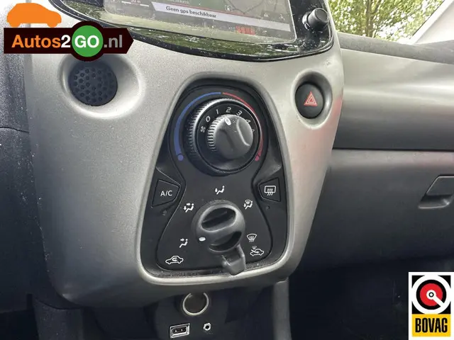 Toyota Aygo 1.0 VVT-i x-play 2017 Benzine 5