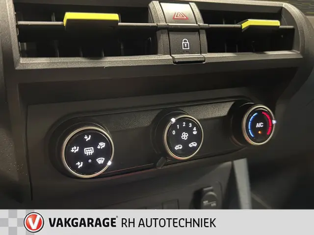 Fiat Grande Panda 1.2 Hybrid ICON 2025 Hybride Benzine 12