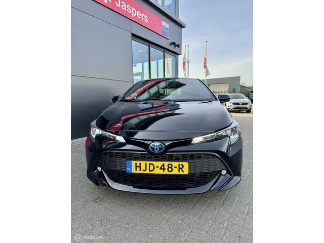 Toyota Corolla 1.8 Hybrid Active 2023 Hybride Benzine 8