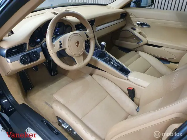 Porsche 911 3.4 Carrera 2013 Benzine 13