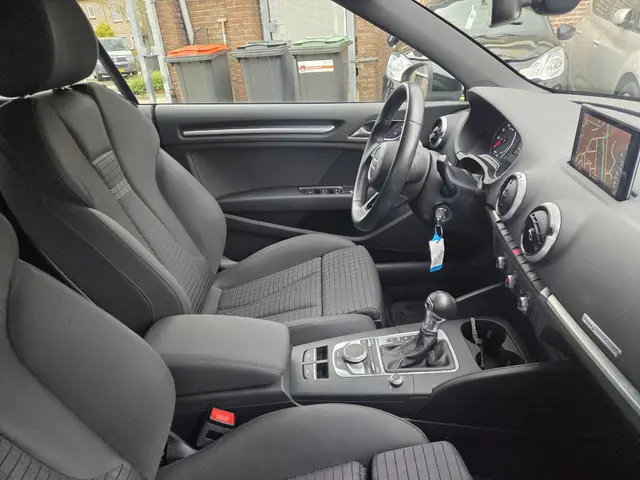 Audi A3 Cabriolet 1.4 TFSI Sp. Cab Ed. 2017 Benzine 3