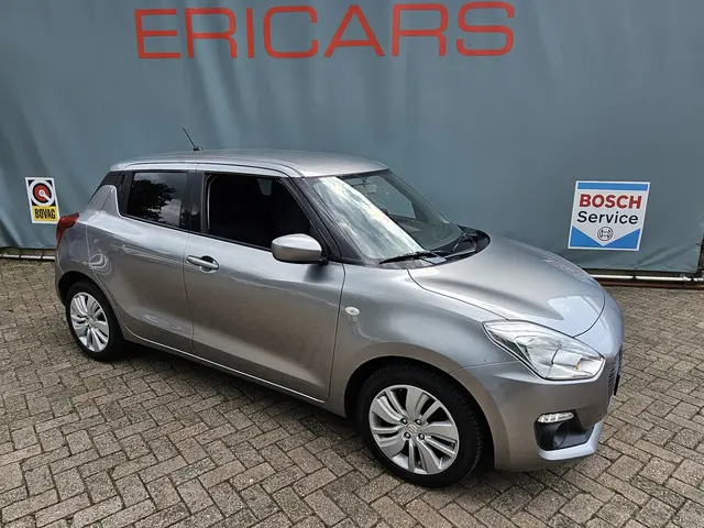 Suzuki Swift 1.2 Select NAVI TEL CAMERA LM 2018 Benzine 2