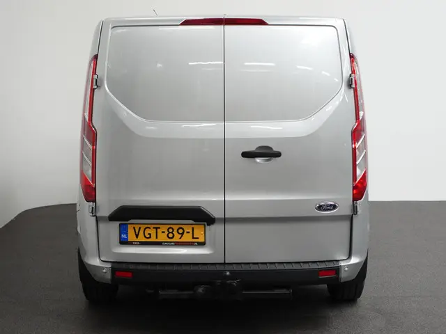 Ford Transit Custom 131pk L2H1 Trend 2020 Diesel 10