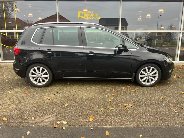 Volkswagen Golf Sportsvan 1.4 TSI Highline 2017 Benzine 3