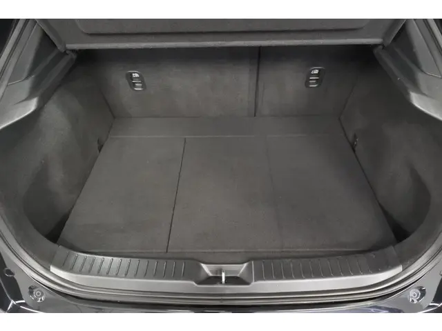 Mazda CX-30 2.0 X 186pk Automaat Luxury 2021 Benzine 36