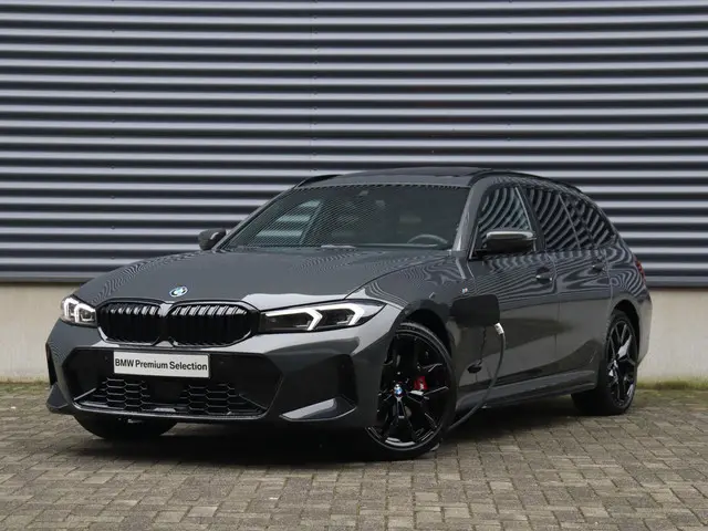 BMW 3 Serie Touring 330e 2026 Hybride Benzine 39
