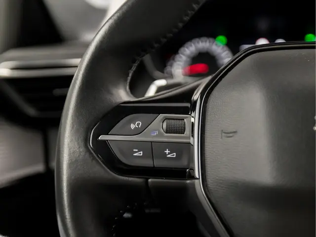 Peugeot 208 1.2 PureTech Sport 2020 Benzine 16