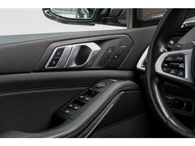 BMW X5 xDrive45e High Executive 2021 Hybride Benzine 37