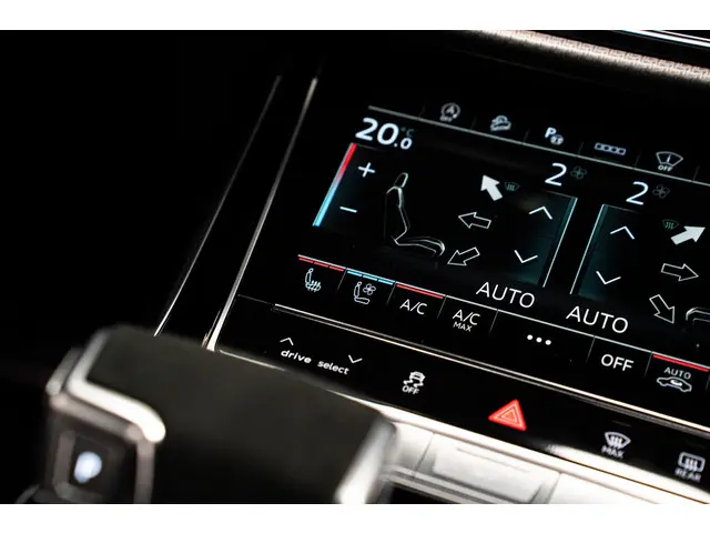 Audi Q8 4.0 TFSI RS Q8 quattro Performance 2025 Benzine 56