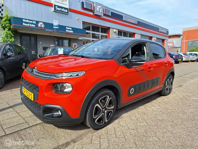 Citroën C3 1.2 PureTech ELLE 2018 Benzine 3