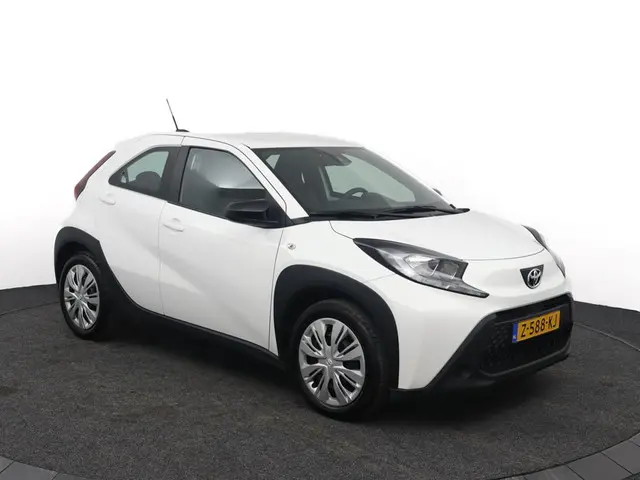 Toyota Aygo X 1.0 VVT-i MT Play 2024 Benzine 14