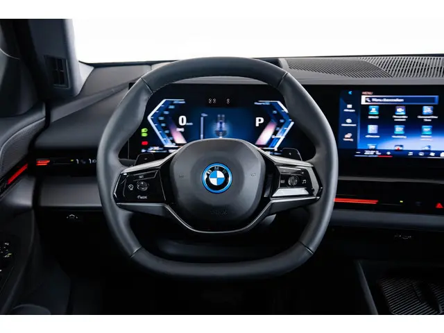 BMW 5 Serie 530e 2025 Hybride Benzine 56