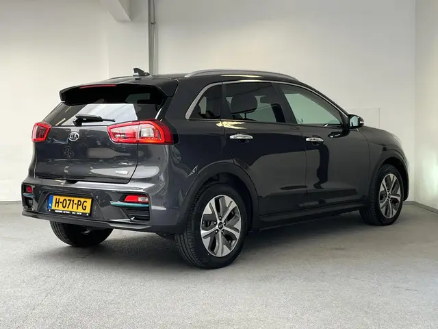 Kia e-Niro ExecutiveLine 64 kWh 2020 Elektrisch 10