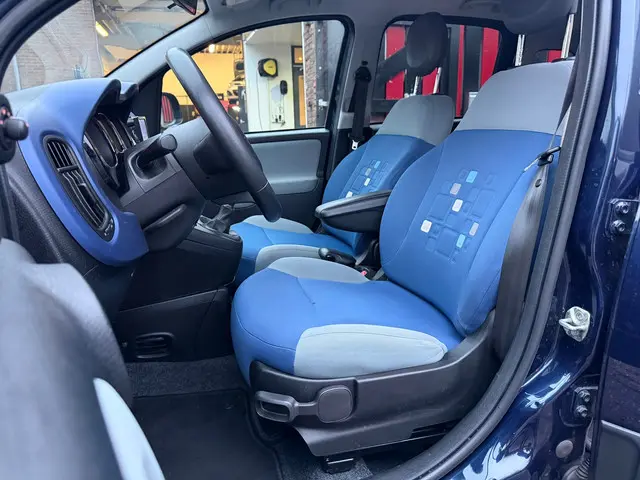 Fiat Panda 0.9 TwinAir Edizione Cool 2013 Benzine 9