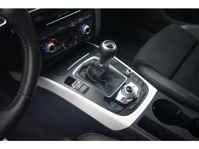 Audi A4 Avant 1.8 TFSI S-line 2013 Benzine 16