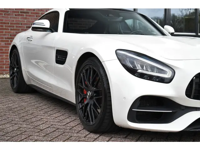 Mercedes-Benz AMG GT 4.0 S 2020 Benzine 33