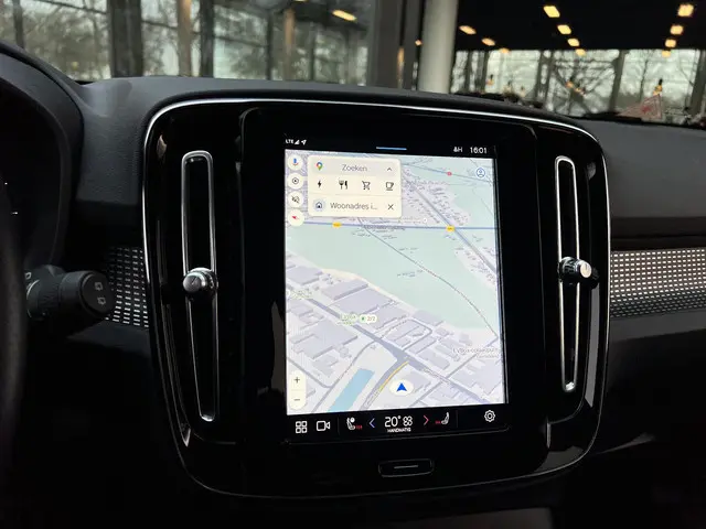 Volvo XC40 Recharge P8 AWD R-Design 2020 Elektrisch 11
