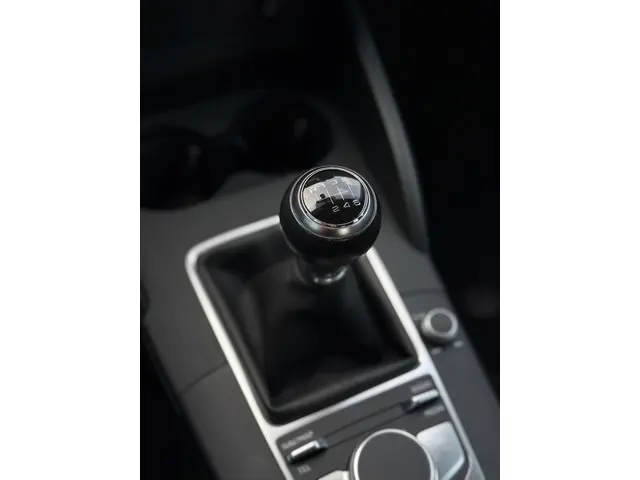 Audi A3 Limousine 30 TFSI Sport CarPlay 2018 Benzine 26