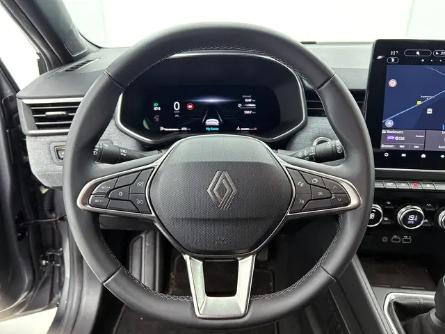 Renault Clio 1.0 TCe 90 GPF techno 2025 Benzine 17