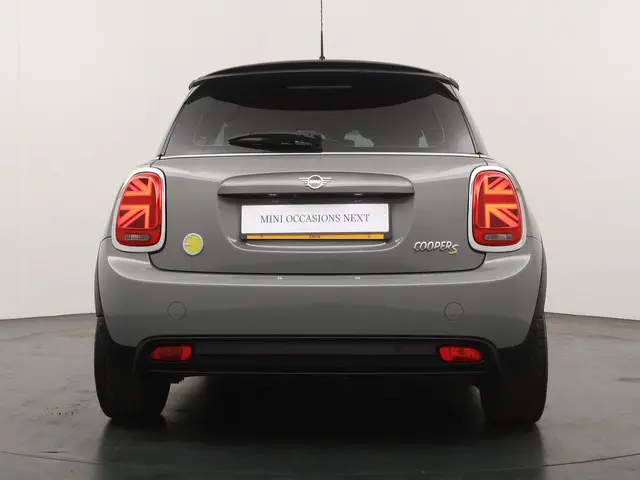 MINI Electric Yours 33 kWh 2020 Elektrisch 10