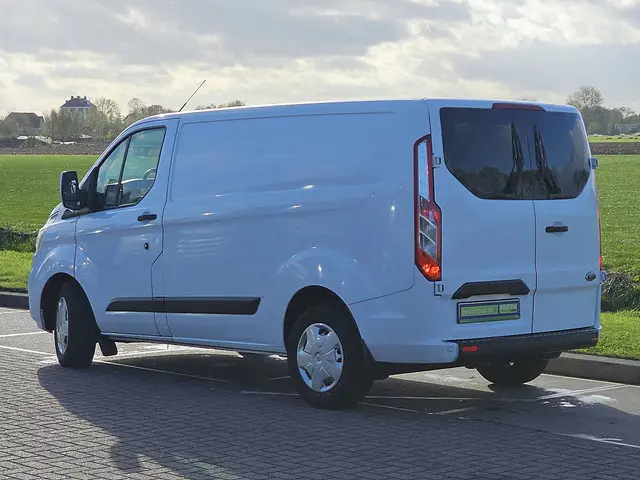 Ford Transit Custom 2.0 2020 Diesel 6