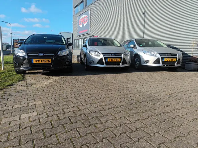 Ford Focus Wagon 1.0 EcoBoost Titanium 2013 Benzine 11