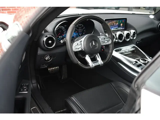 Mercedes-Benz AMG GT 4.0 S 2020 Benzine 94