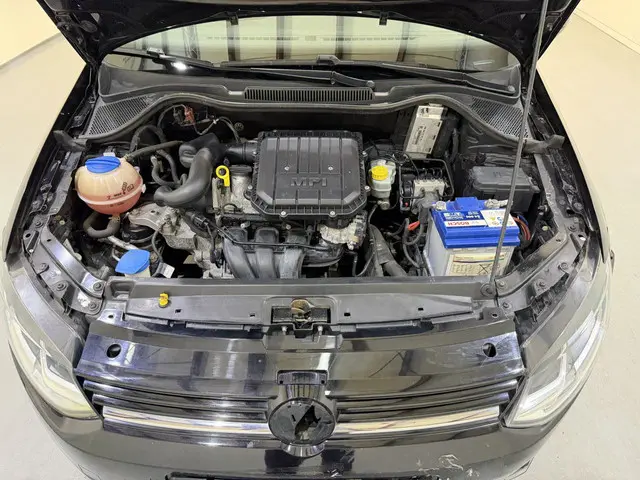 Volkswagen Polo V HB 1.0 Fresh Airco 2014 Benzine 34