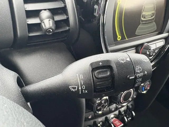 MINI One Mini 1.5 Chili Business 2018 Benzine 21