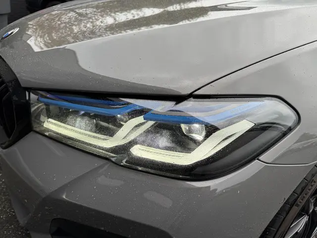 BMW 5 Serie Touring 530e M-Sport 2021 Hybride Benzine 8