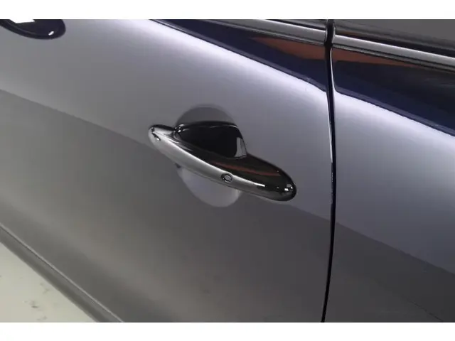 MINI Electric Mini Classic Blackline 2022 Elektrisch 12