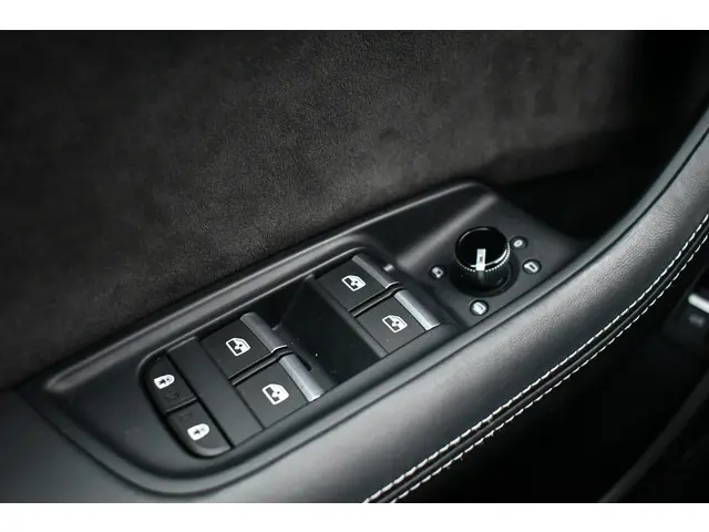 Audi RSQ8 4.0 TFSI quattro 810pk 2022 Benzine 58