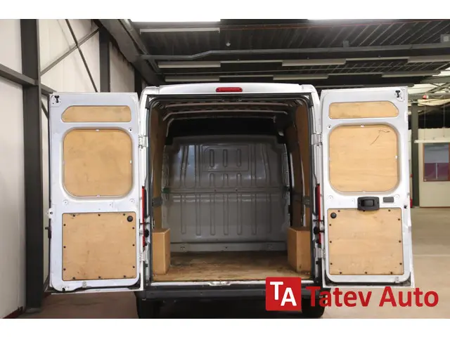 Citroën Jumper 35 2.0 BlueHDi 130 L2H2 2018 Diesel 3