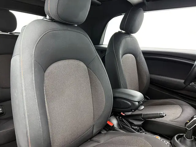 MINI Cooper Cabrio Mini 1.5 Pepper AUTOM. 2020 Benzine 36