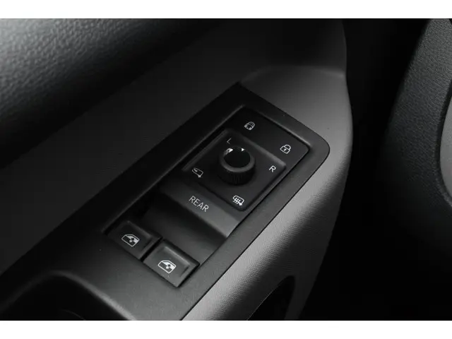 Volkswagen ID. Buzz Pro 86 kWh LWB 6p. 2024 Elektrisch 23