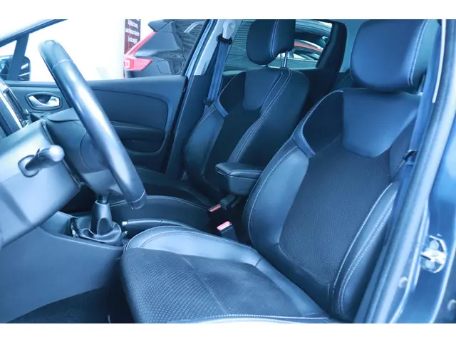 Renault Clio Estate 0.9 TCe Intens 2017 Benzine 7