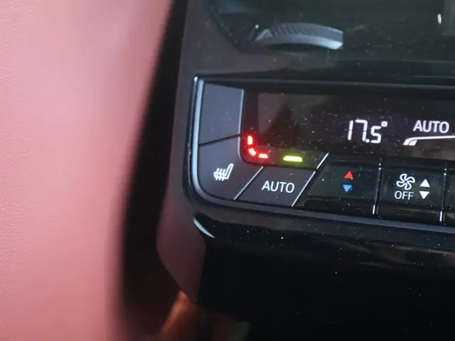 BMW iX xDrive50 High Executive 112 kWh 2022 Elektrisch 16