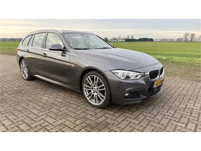 BMW 3 Serie 2