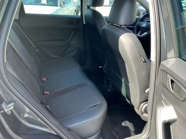 SEAT Ateca 1.5 TSi DSG FR Business Intense 2022 Benzine 14