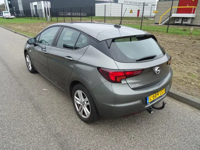 Opel Astra 1.2 Edition 2021 Benzine 3
