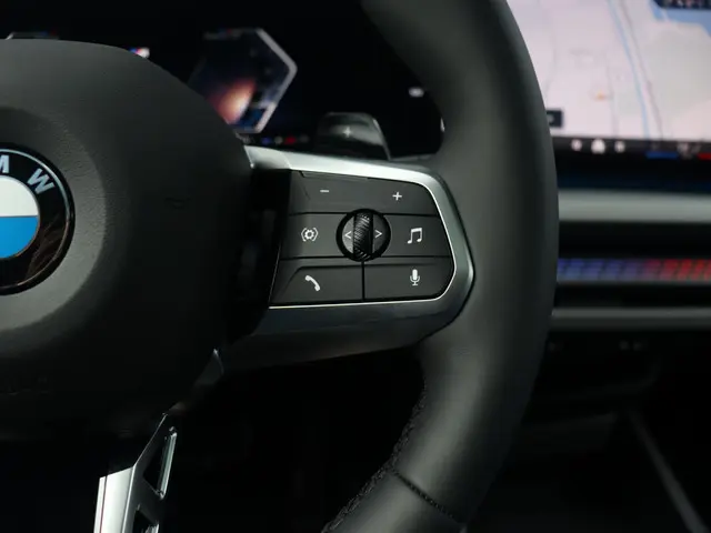 BMW 1 Serie 5-deurs 120 2025 Benzine 21