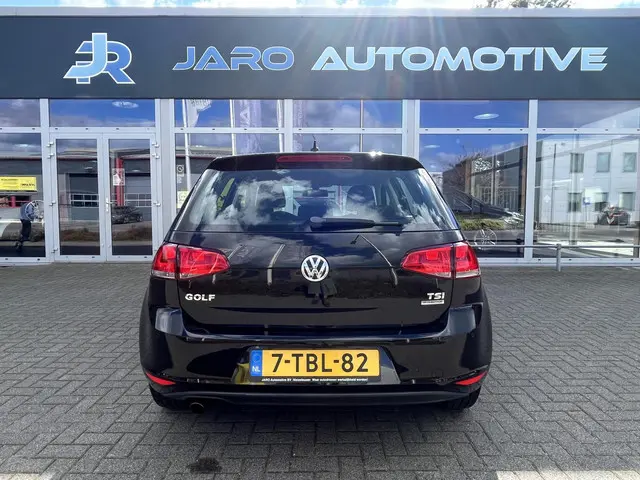 Volkswagen Golf 1.2 TSI Comfortline 2014 Benzine 42