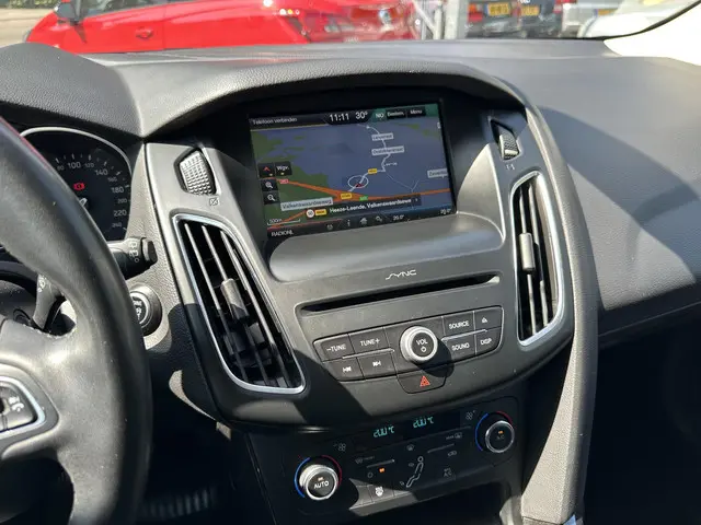 Ford Focus Wagon 1.0 EcoBoost Titanium 2016 Benzine 12