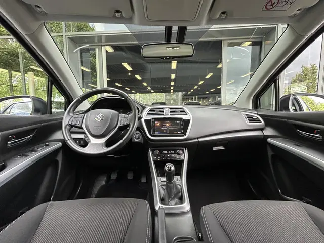 Suzuki S-Cross 3