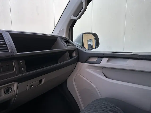 Volkswagen Transporter 2.0 TDI Highline 2019 Diesel 15