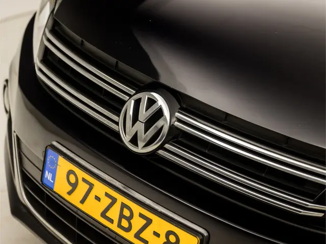 Volkswagen Tiguan 1.4 TSI Black Sport 2012 Benzine 32