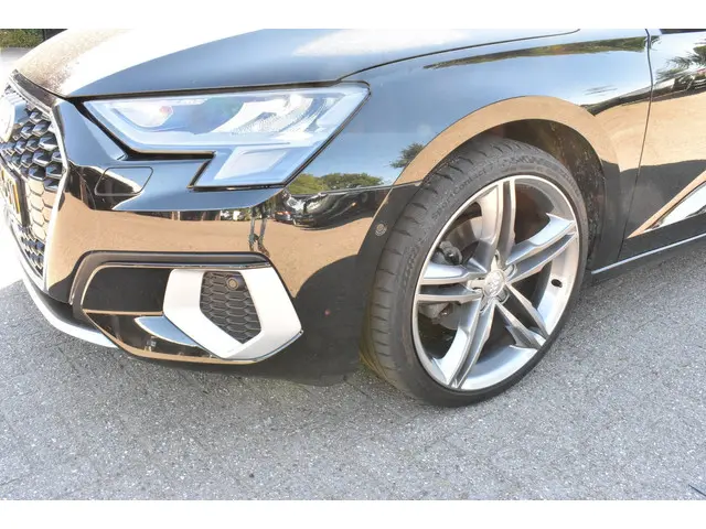 Audi A3 Limousine 30 TFSI Advanced edition 2022 Benzine 9